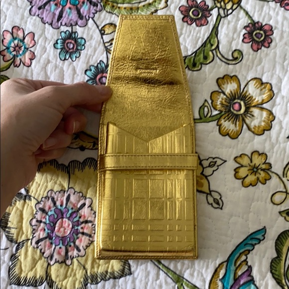 Burberry Gold Metallic Pouch Case Cell Phone Nova - Picture 8 of 9